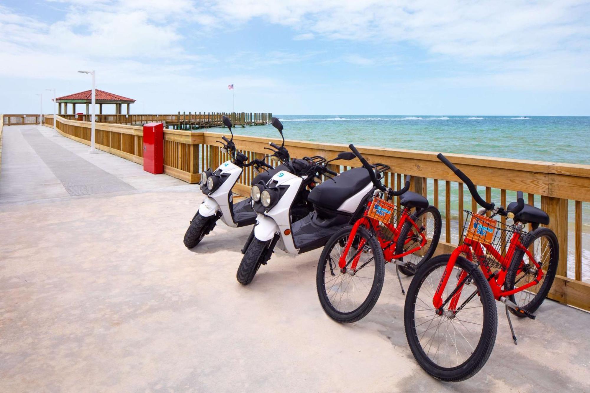 Casa Marina Key West, Curio Collection By Hilton Hotel Exterior photo